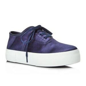 Vince Copley Satin Platform Lace Up Minimalist Sneakers in Navy Size 8